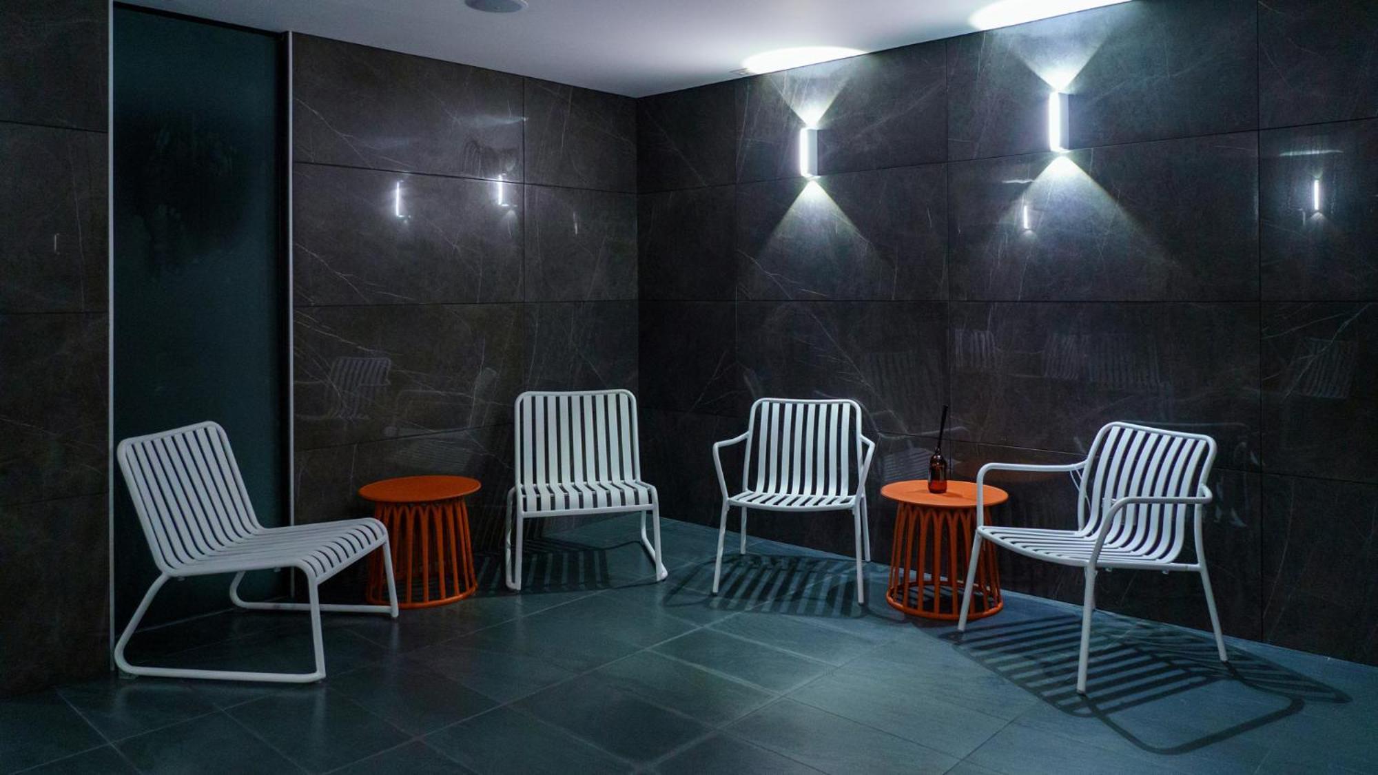 Almond Hotel - Adults Only Neve Ilan Exterior photo
