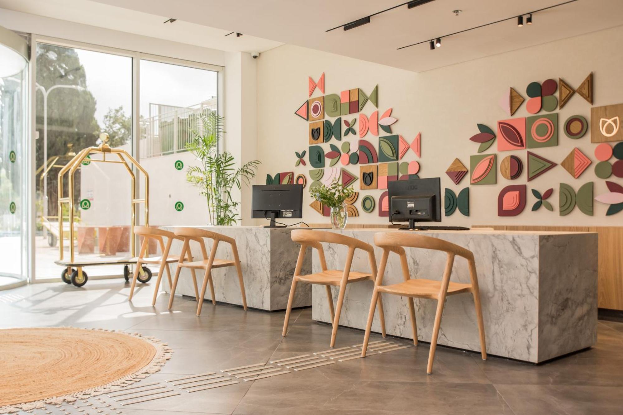 Almond Hotel - Adults Only Neve Ilan Exterior photo